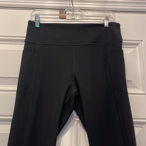 Victoria Secret knockout leggings - Picture 4 of 7